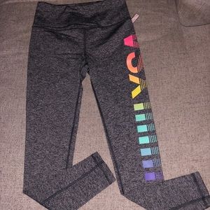 NWT Victoria’s Secret knockout leggings
